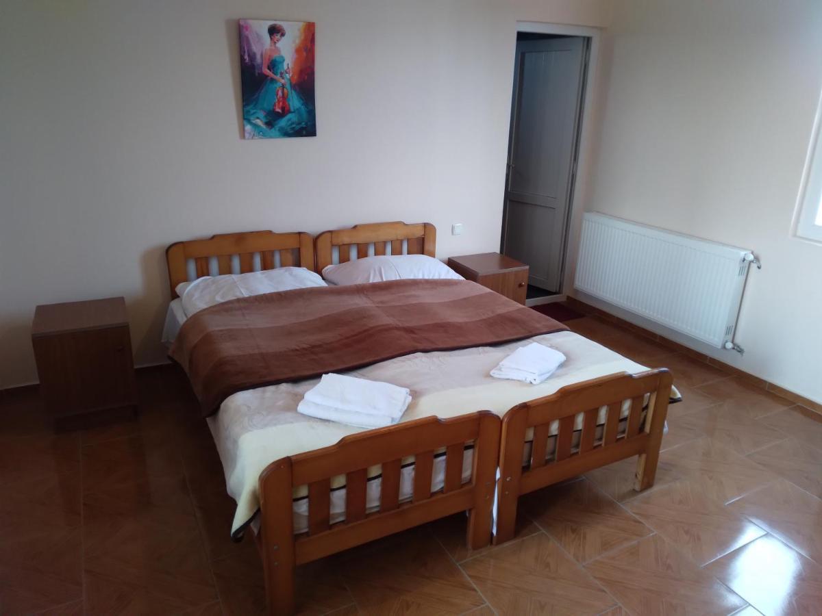 Nika Inn Kobuleti Exterior foto